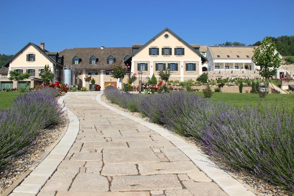 Takler Kuria Hotel Szekszárd Екстериор снимка