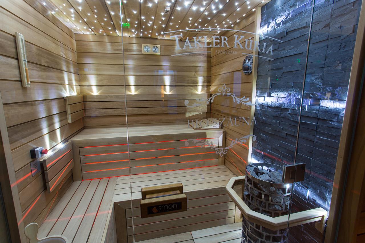 Takler Kuria Hotel Szekszárd Екстериор снимка