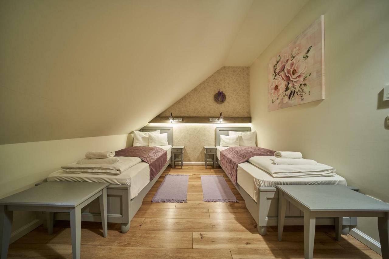 Takler Kuria Hotel Szekszárd Екстериор снимка