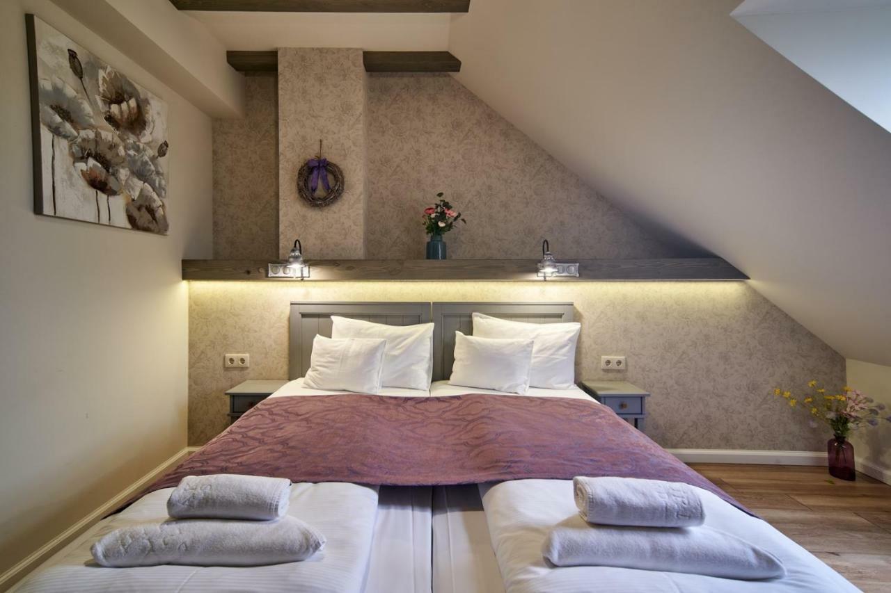 Takler Kuria Hotel Szekszárd Екстериор снимка