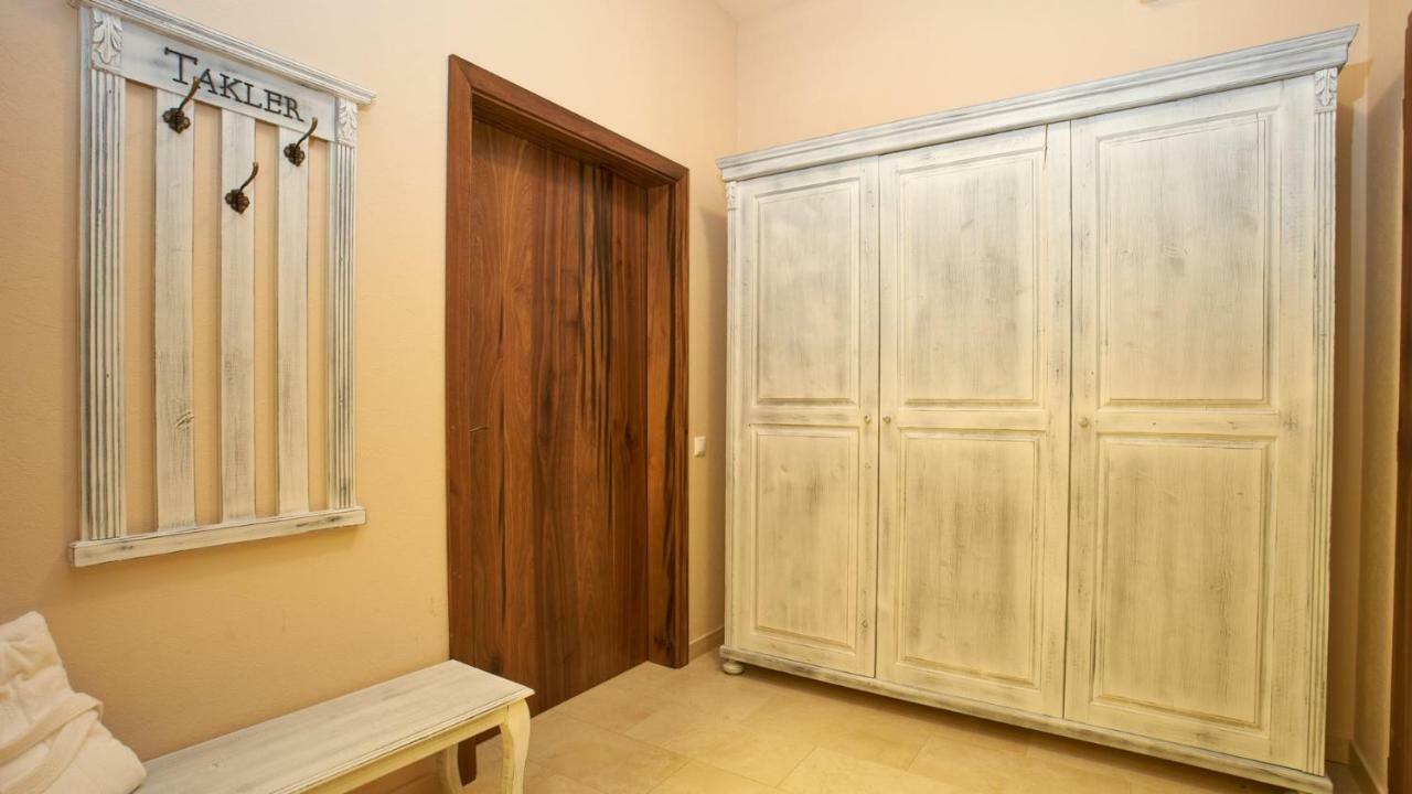 Takler Kuria Hotel Szekszárd Екстериор снимка