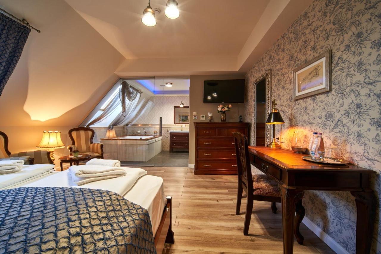 Takler Kuria Hotel Szekszárd Екстериор снимка